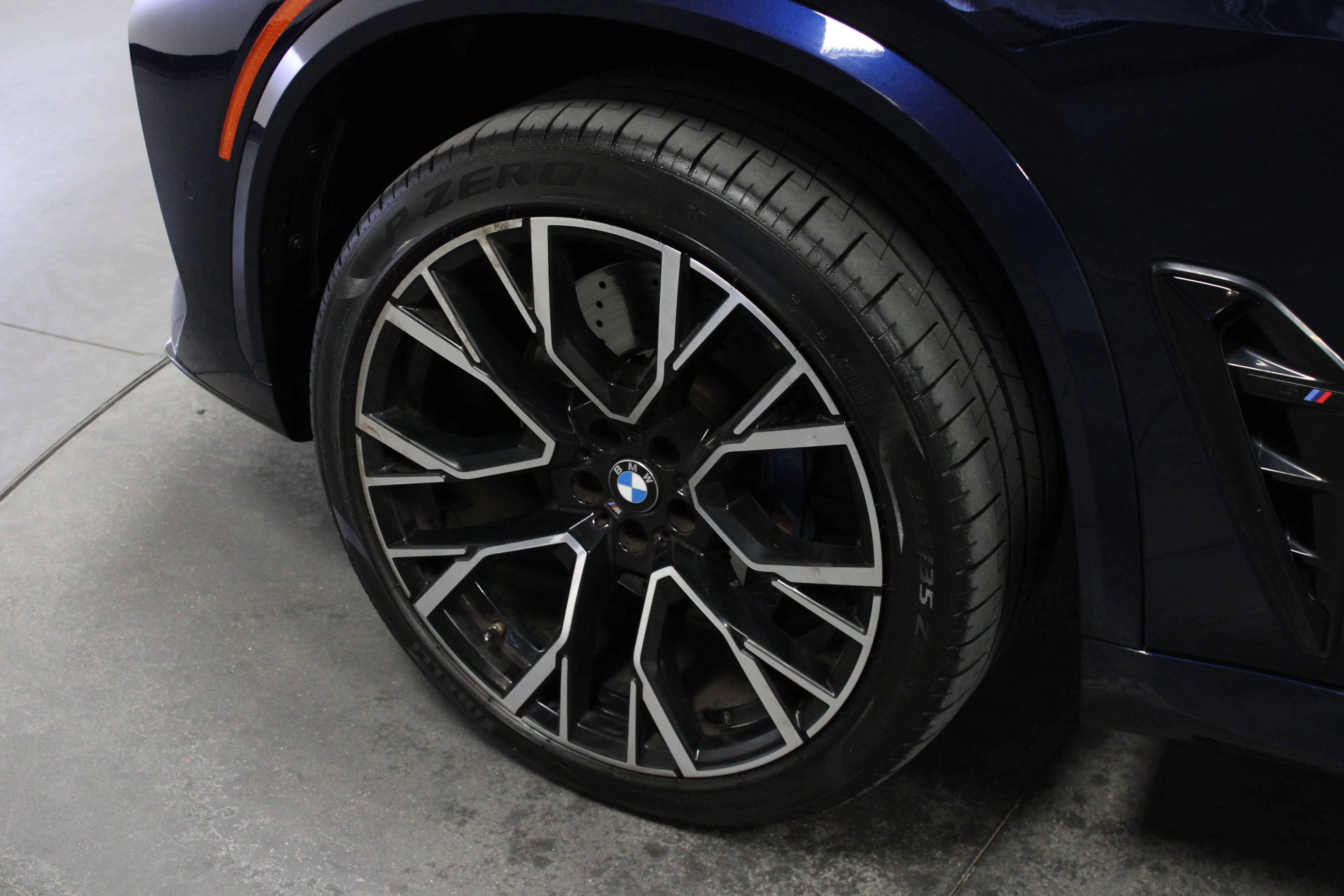 Used 2022 Tanzanite Blue II Metallic BMW Base image 10
