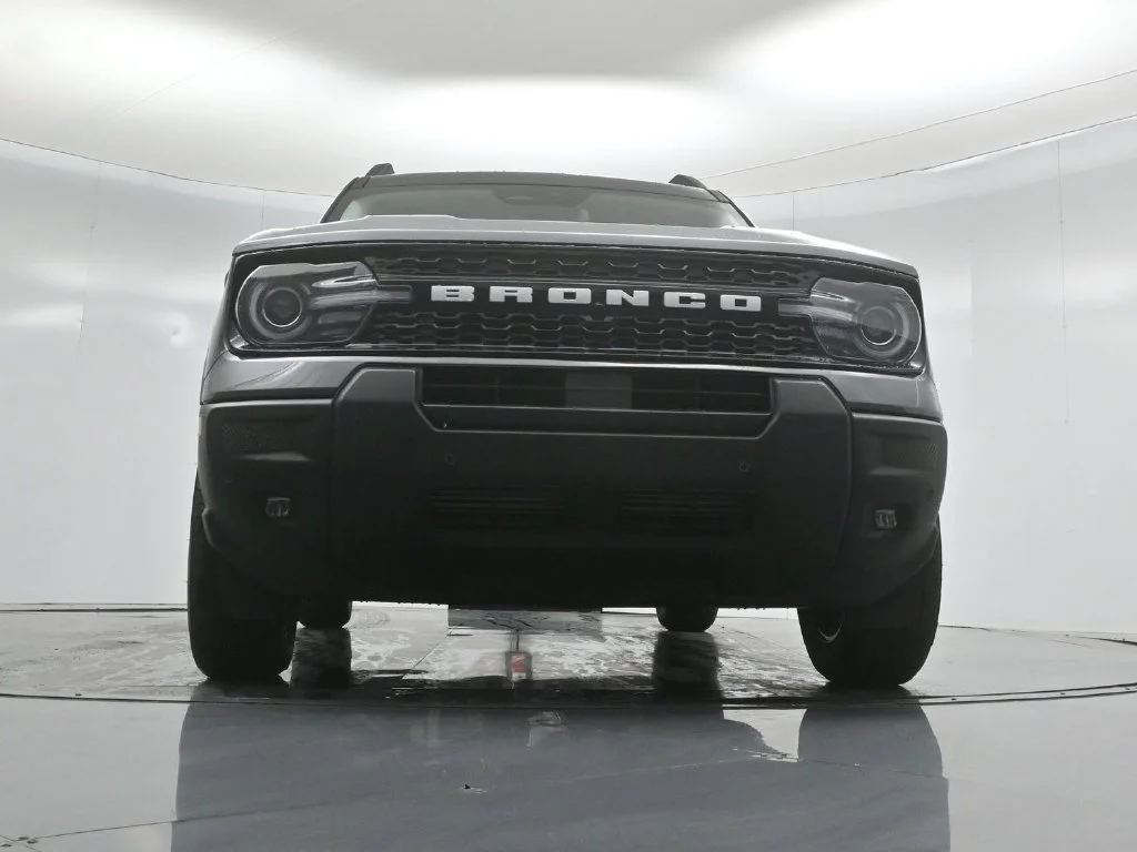 New 2026 Carbonized Gray Metallic Ford Outer Banks image 43