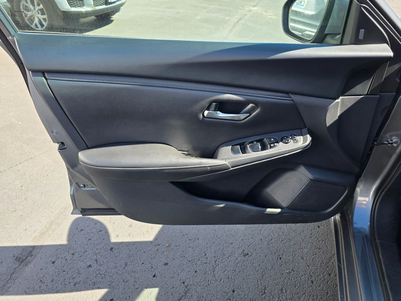 Used 2023 Gun Metallic Nissan SV image 10