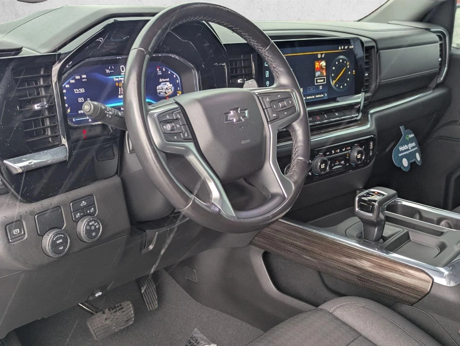 Used 2023 Summit White Chevrolet RST image 9