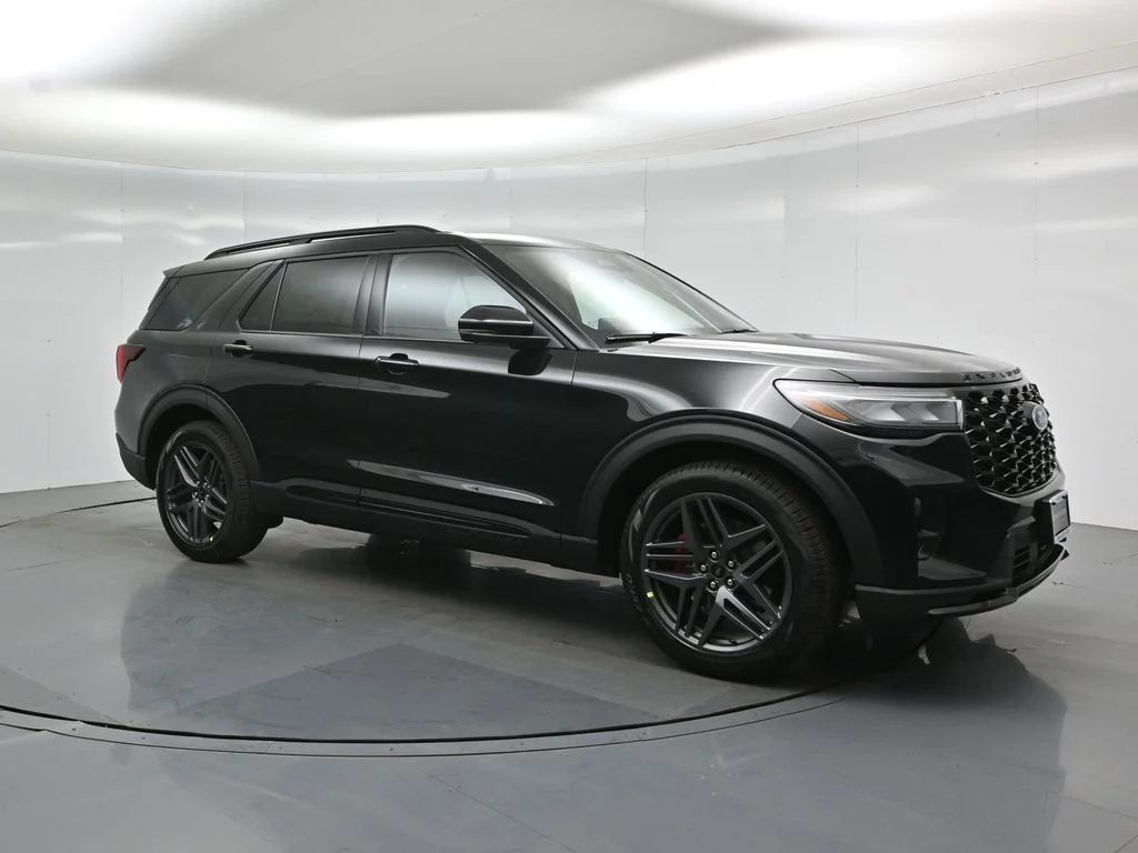 New 2026 Agate Black Metallic Ford ST image 25