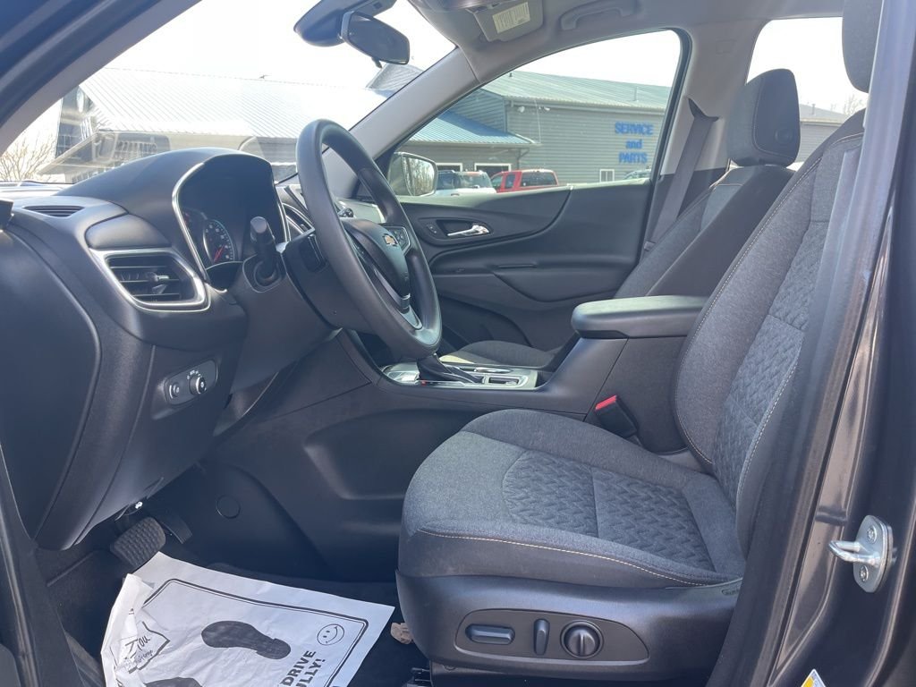 Used 2022 Gray Chevrolet LT image 18