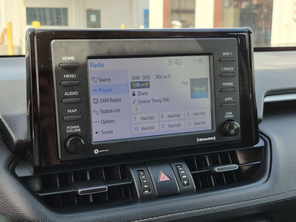 Used 2021 Gray Toyota XLE Premium image 19