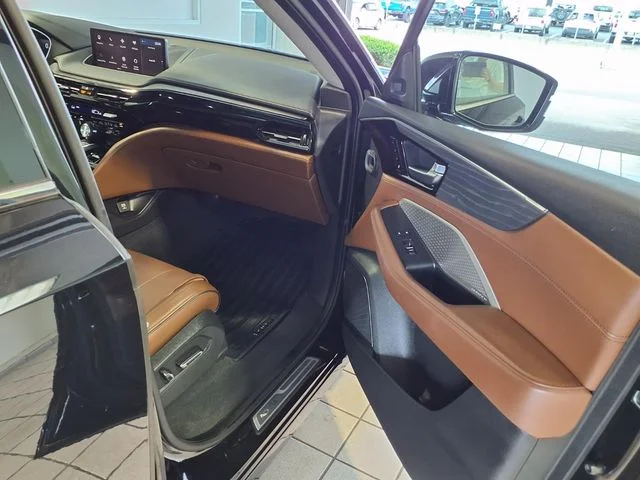 Used 2024 Majestic Black Pearl Acura Advance image 26