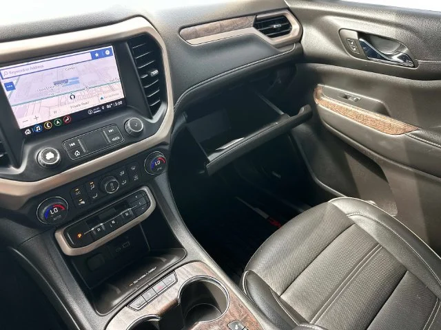 Used 2023 White GMC Denali image 34