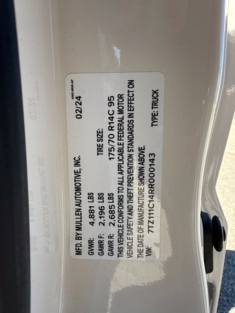 Used 2024 White Mullen  image 23