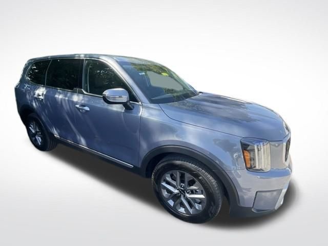Used 2025 Silver Kia LX image 8