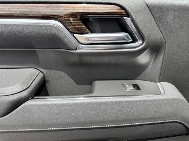 2025 GMC Sierra 1500 Elevation - Photo 17