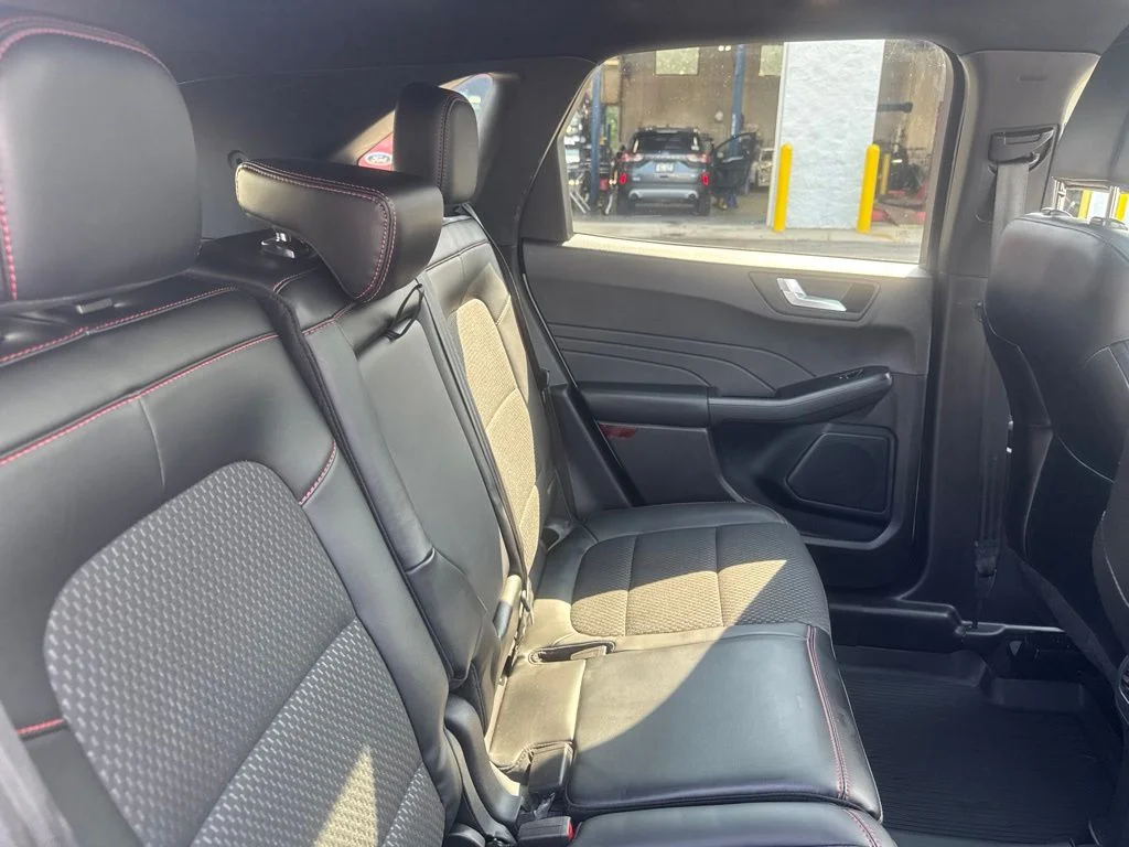 Used 2024 White Metallic Ford ST-Line image 29