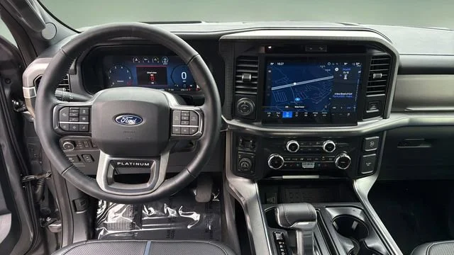 Used 2025 Gray Ford Platinum image 9