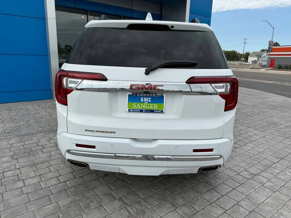Used 2023 Summit White GMC Denali image 9