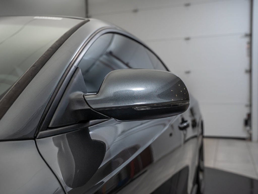 Used 2013 Daytona Gray Pearl Audi 4.2 image 9