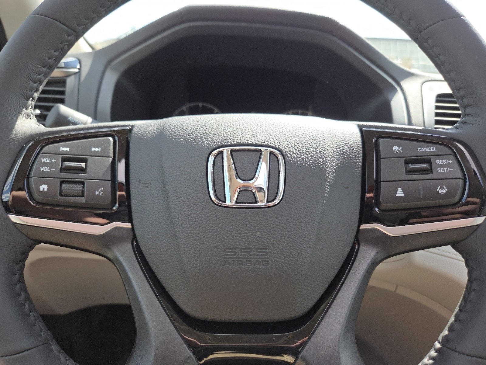 New 2026 Modern Steel Metallic Honda Touring image 32