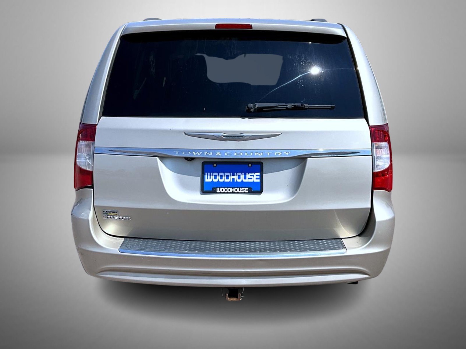 Used 2014 Beige Chrysler Touring image 7