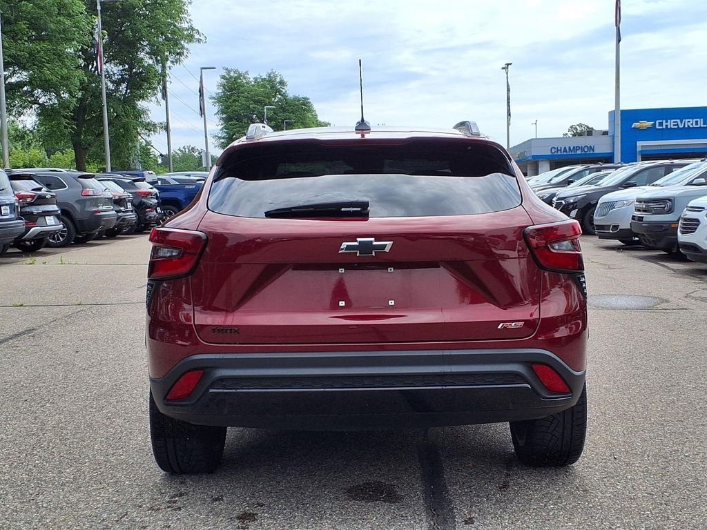Used 2024 Red Chevrolet 2RS image 6