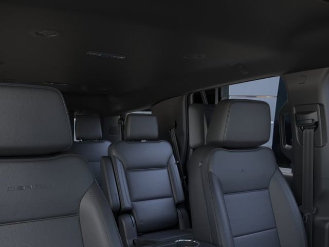 2026 GMC Yukon Denali - Photo 24