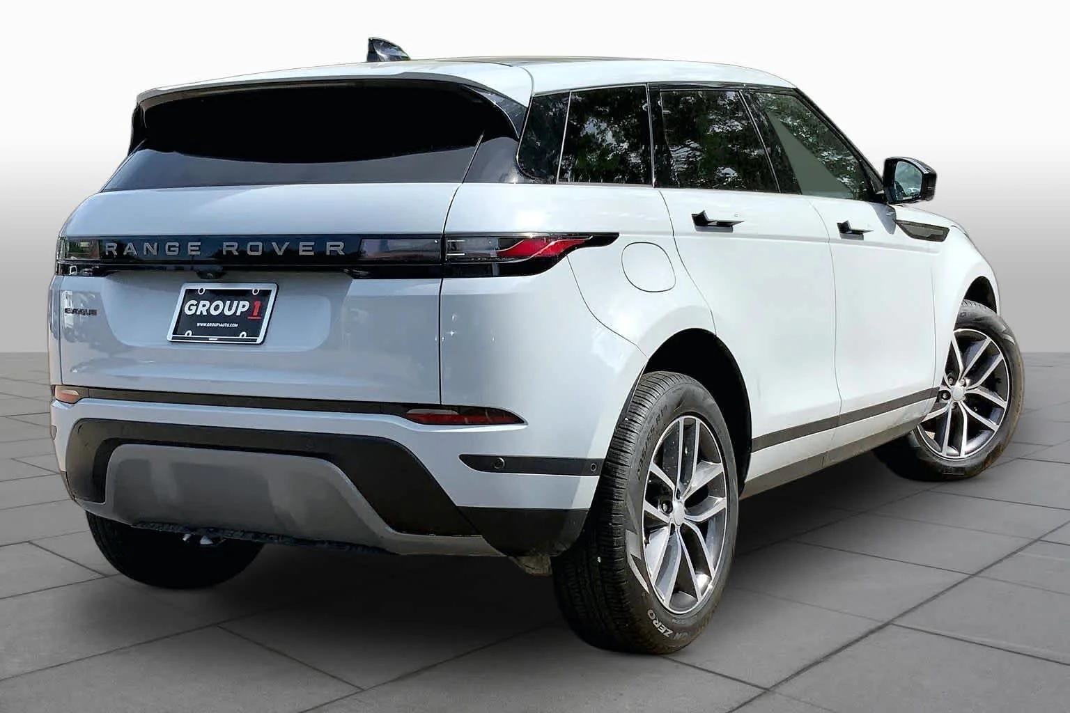 Used 2026 Arroios Grey Metallic Land Rover Core S image 13