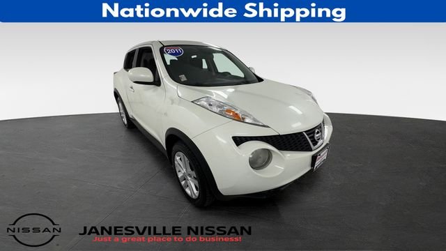 2011 Nissan Juke SV FWD CVT's photo