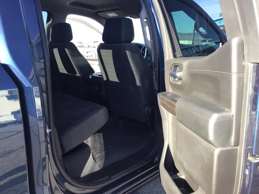 Used 2020 Northsky Blue Metallic Chevrolet RST image 15