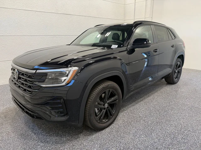 2026 Volkswagen Atlas Cross Sport 2.0T SEL R-Line Black