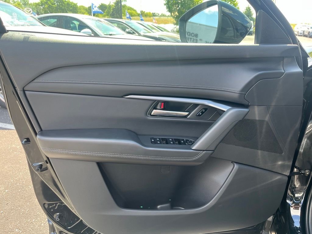 New 2026 Jet Black Mica Mazda 2.5 S Select AWD image 9