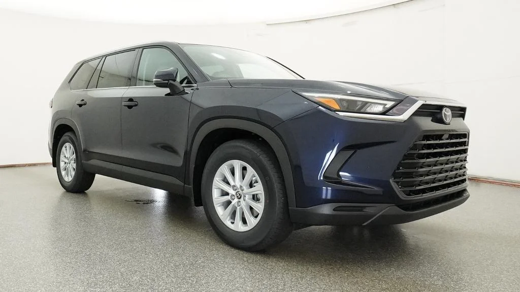 New 2026 Blueprint Toyota Hybrid XLE image 9