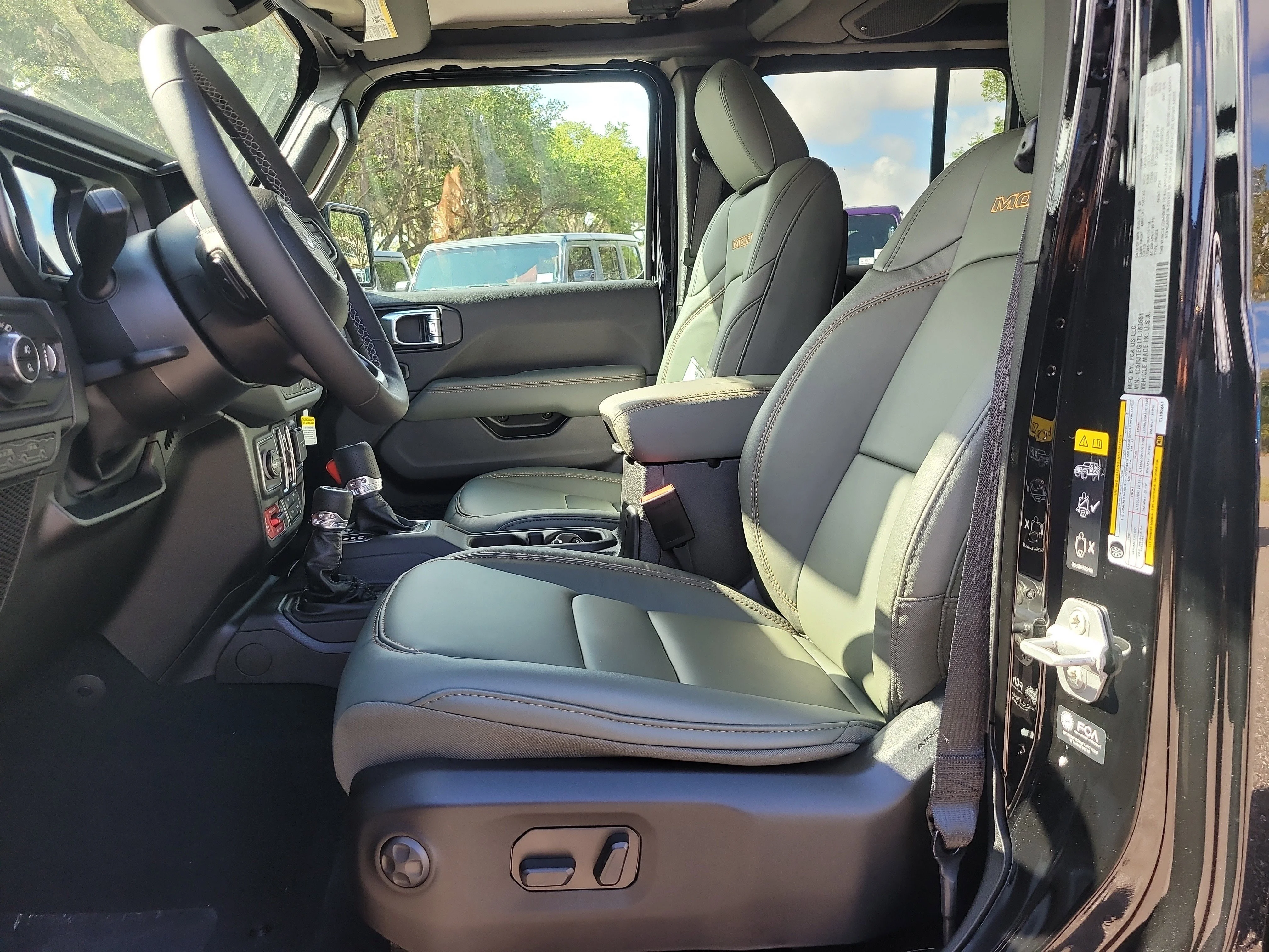 New 2026 Black Clearcoat Jeep Mojave X image 13