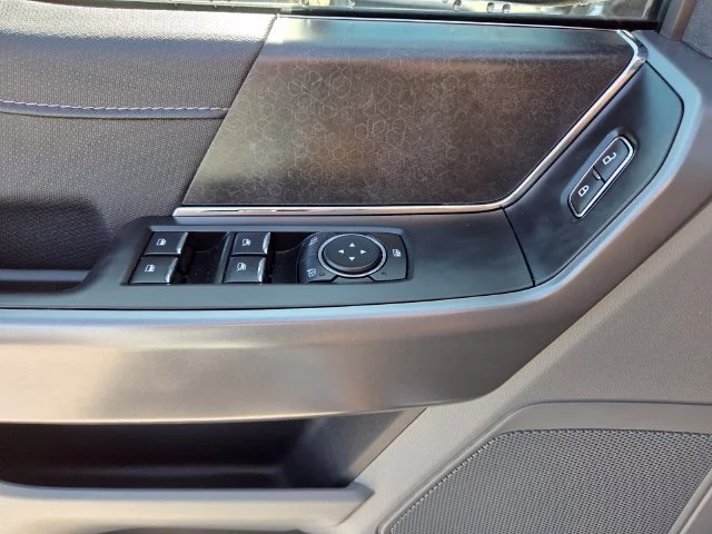 Used 2025 White Ford XLT image 18