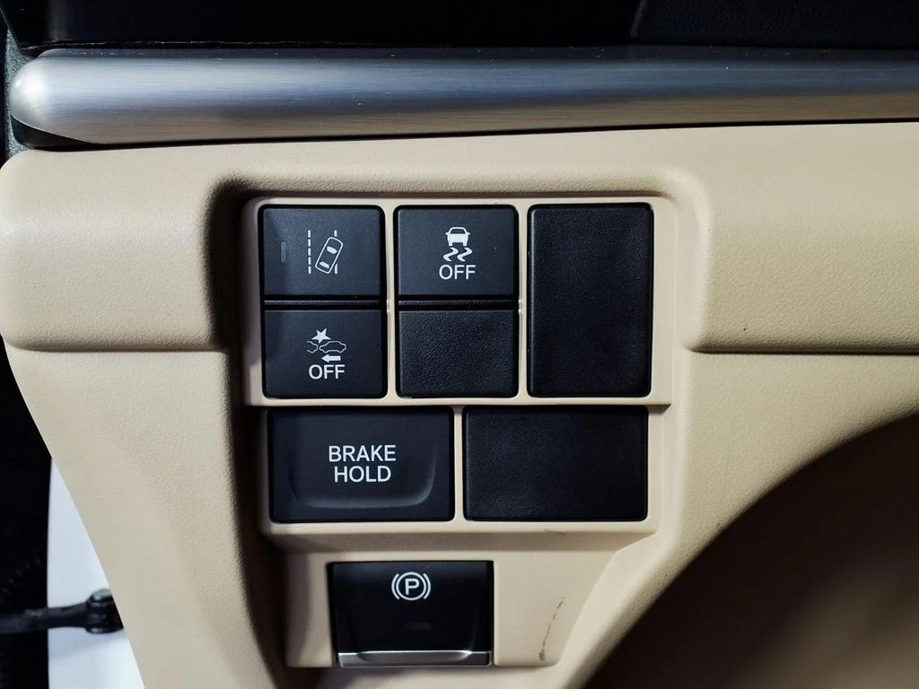 Used 2020 White Acura Base image 20