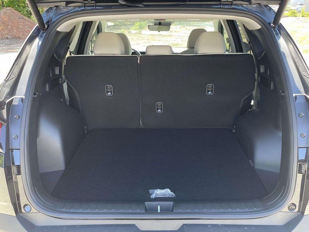 New 2026 Black Hyundai SEL AWD image 8