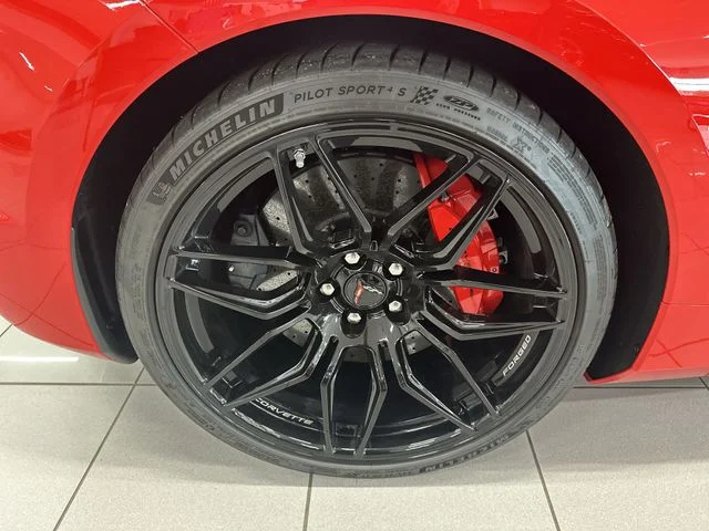Used 2024 Red Chevrolet Z06 image 42