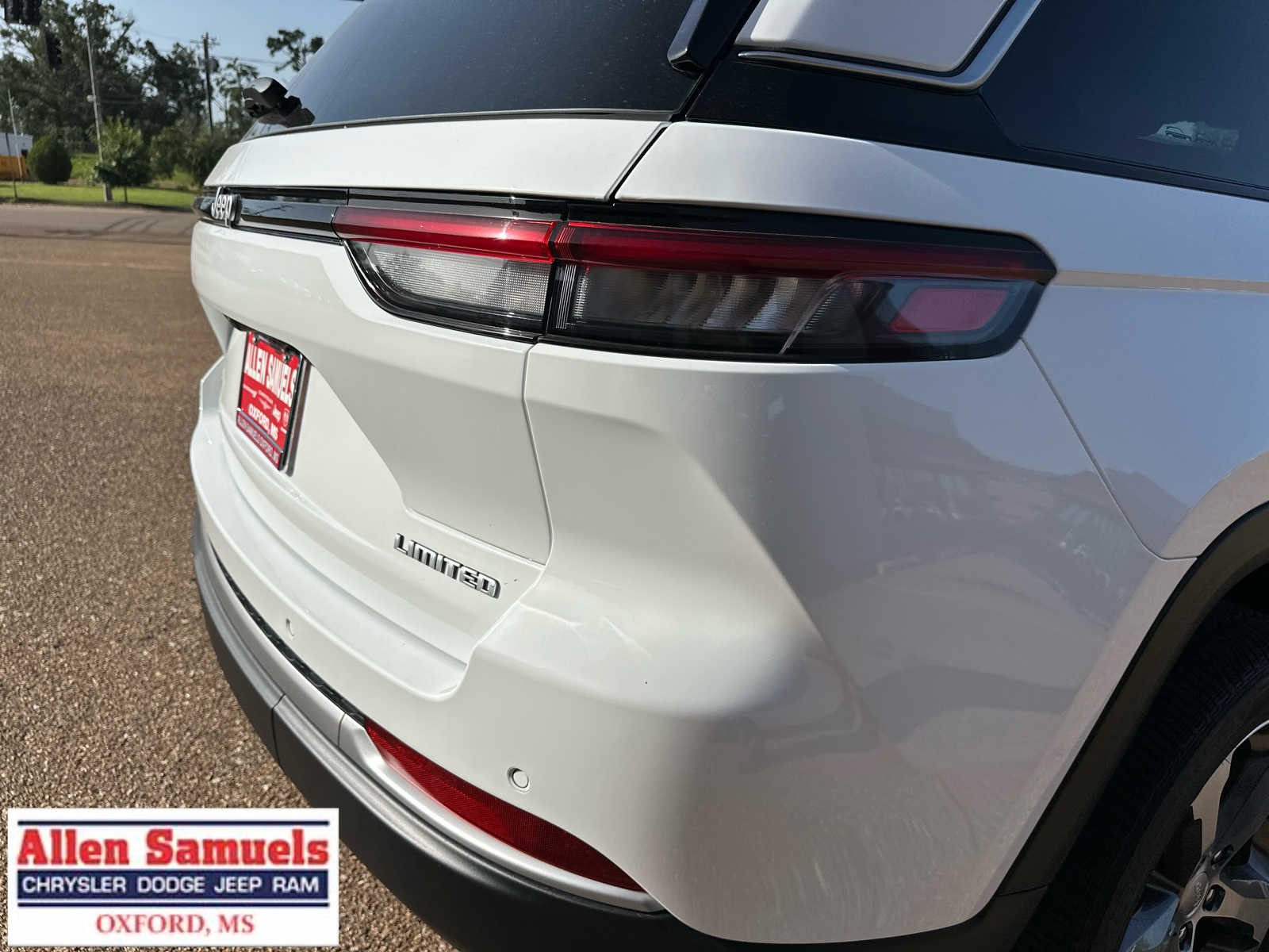 Used 2026 Bright White Clearcoat Jeep Limited image 53