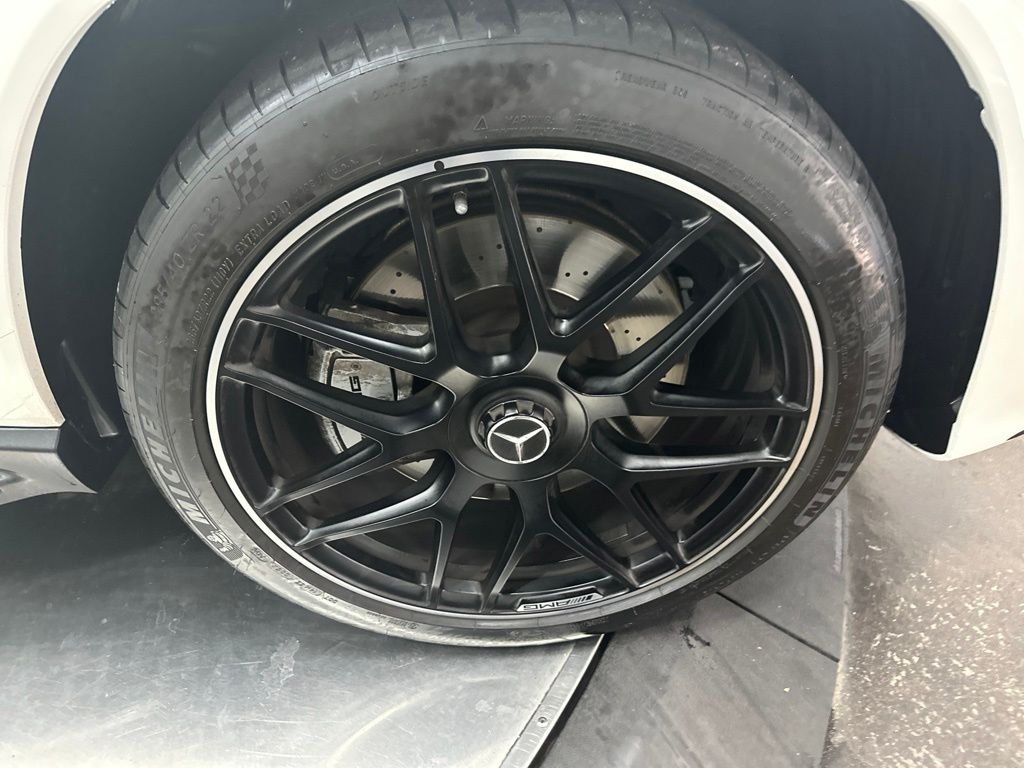 Certified Used 2024  Mercedes-Benz GLE 53 AMG® image 10