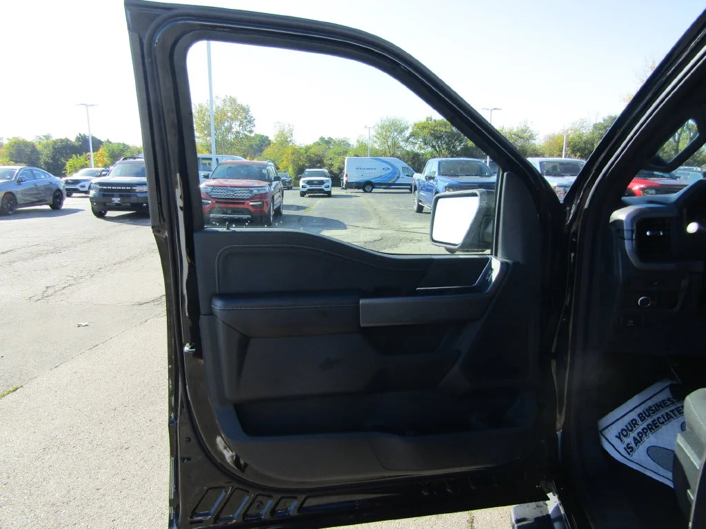New 2026 Black Ford XLT image 15