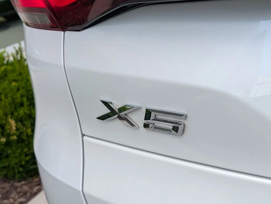 Used 2023 White BMW xDrive40i image 34