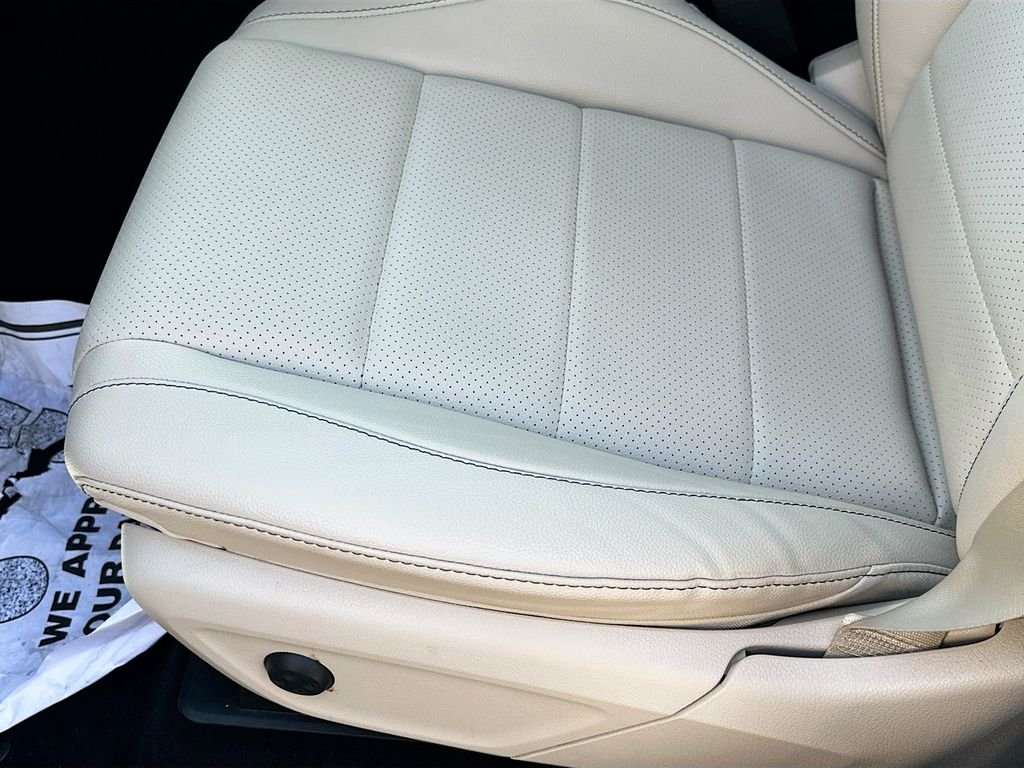Certified Used 2024 White Mercedes-Benz GLE 350 image 20