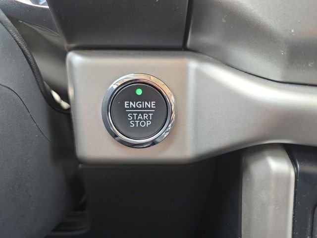 Used 2024 Black Ford XLT image 29