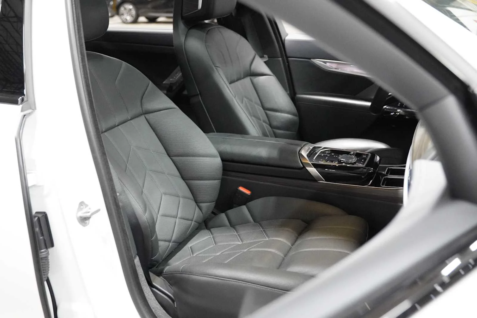 Certified Used 2023 Mineral White Metallic BMW 760i xDrive image 11