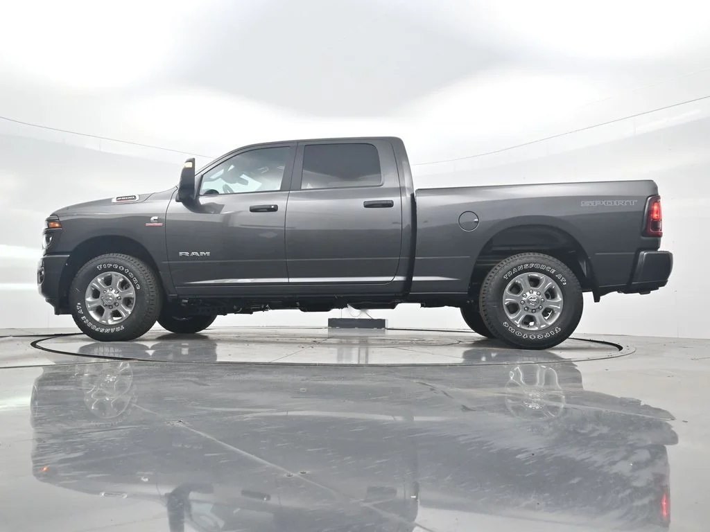 New 2026 Granite Crystal Metallic Clear-Coat Exterior Paint RAM Big Horn image 41