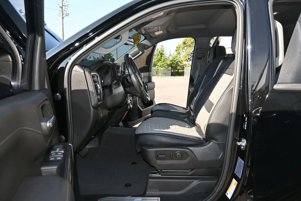 Used 2023 Black Chevrolet LT image 16
