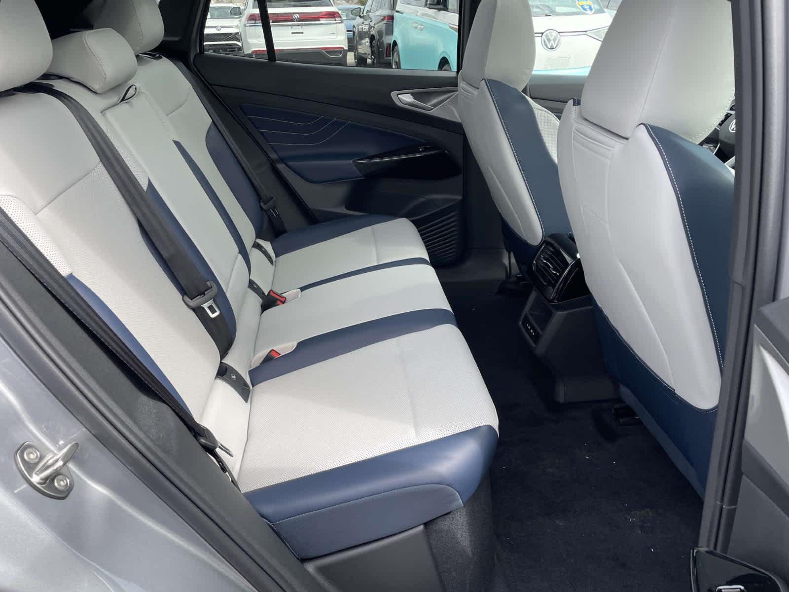 New 2025 Silver Mist Metallic Volkswagen Pro S image 19
