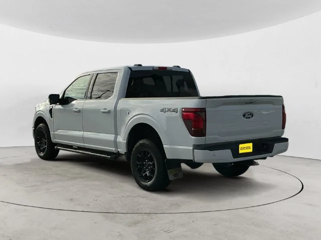 Used 2024 Oxford White Ford XLT image 7