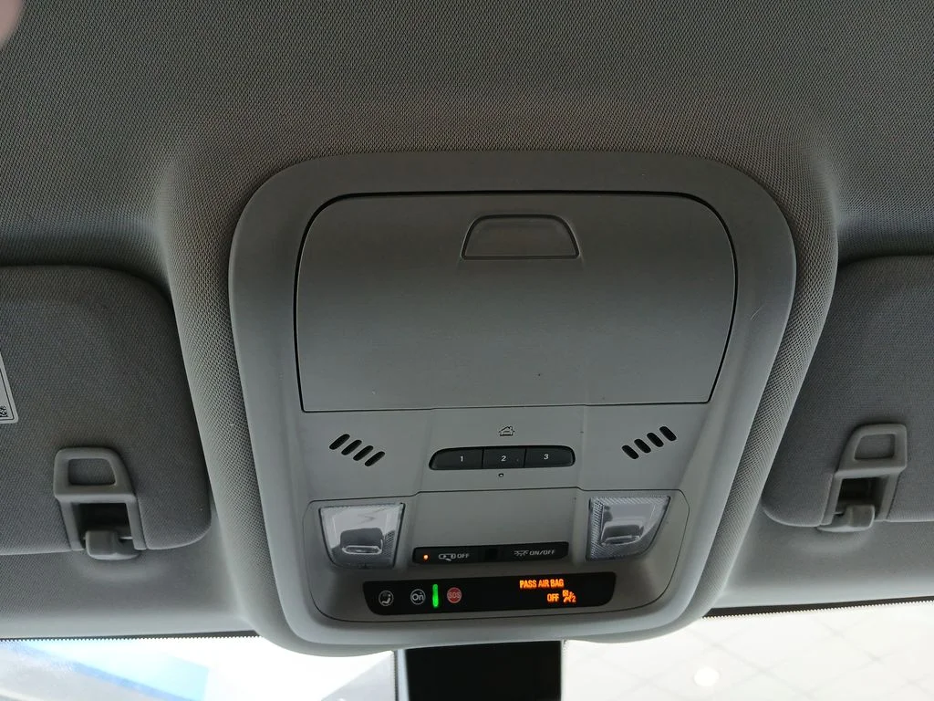 Used 2022 Beige Chevrolet Premier image 14