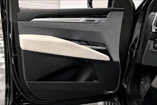 Used 2025 Black Raven Cadillac Sport Platinum image 22