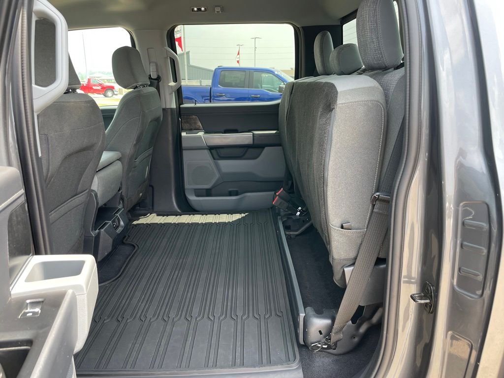 Used 2023 Gray Ford XLT image 53