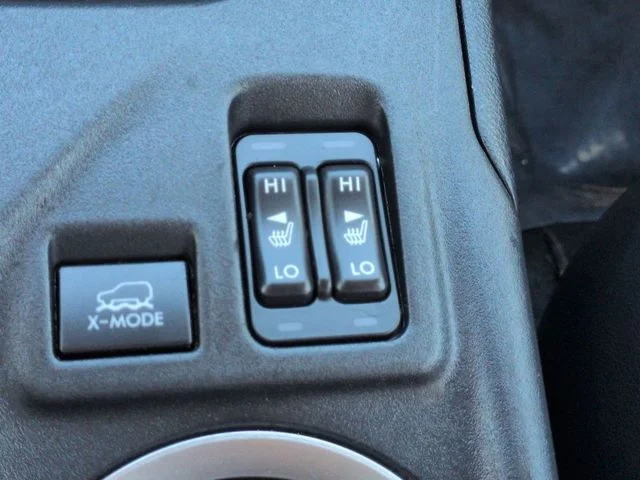 Used 2019 Blue Subaru 2.0i Limited image 22