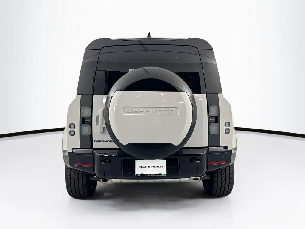 New 2026 Borasco Grey Land Rover X-Dynamic SE image 6