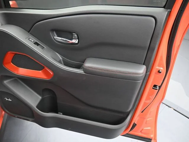 2025 Nissan Frontier PRO-X - Photo 11