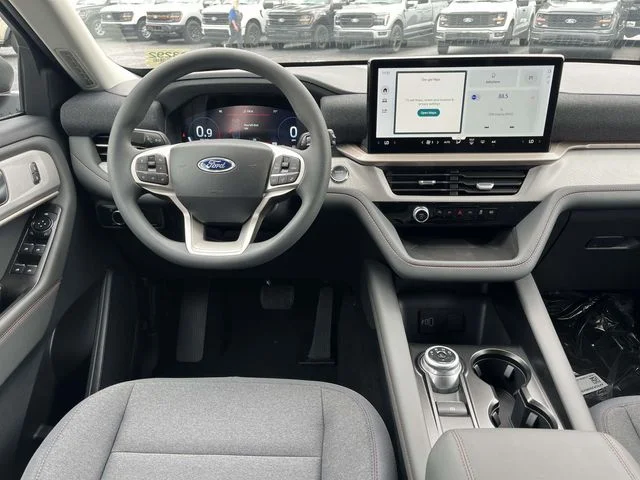 New 2026 Star White Metallic Tri-Coat Ford Active 100A image 8