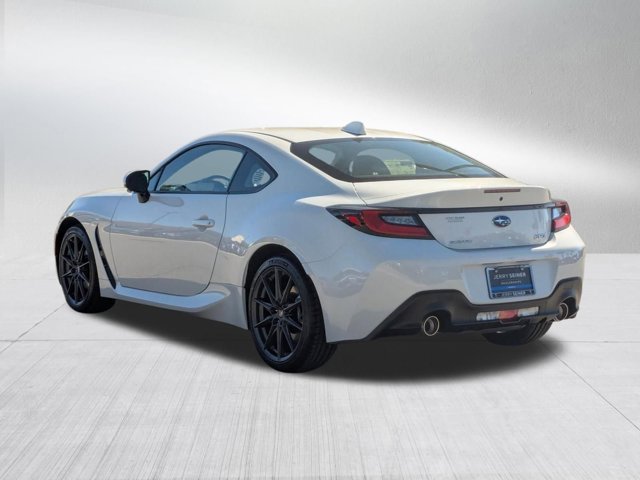 New 2026 CRYSTAL WHITE PEARL Subaru Limited image 11